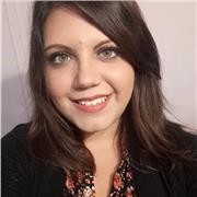 Dottoressa abilitata all'esercizio della professione forense. Impartisco lezioni private di diritto a studenti delle superiori e università